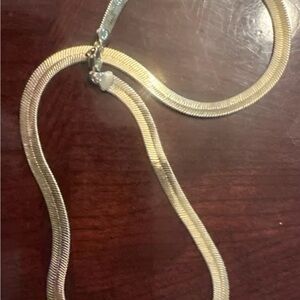 Elegant Gold Necklace